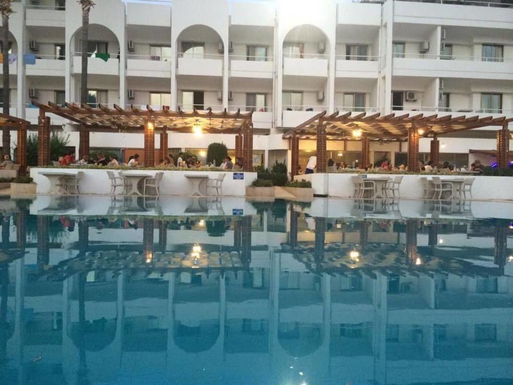 Altinorfoz Hotel Narlikuyu Экстерьер фото